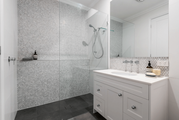 Our Top 4 Considerations When Designing a Hampton’s Bathroom