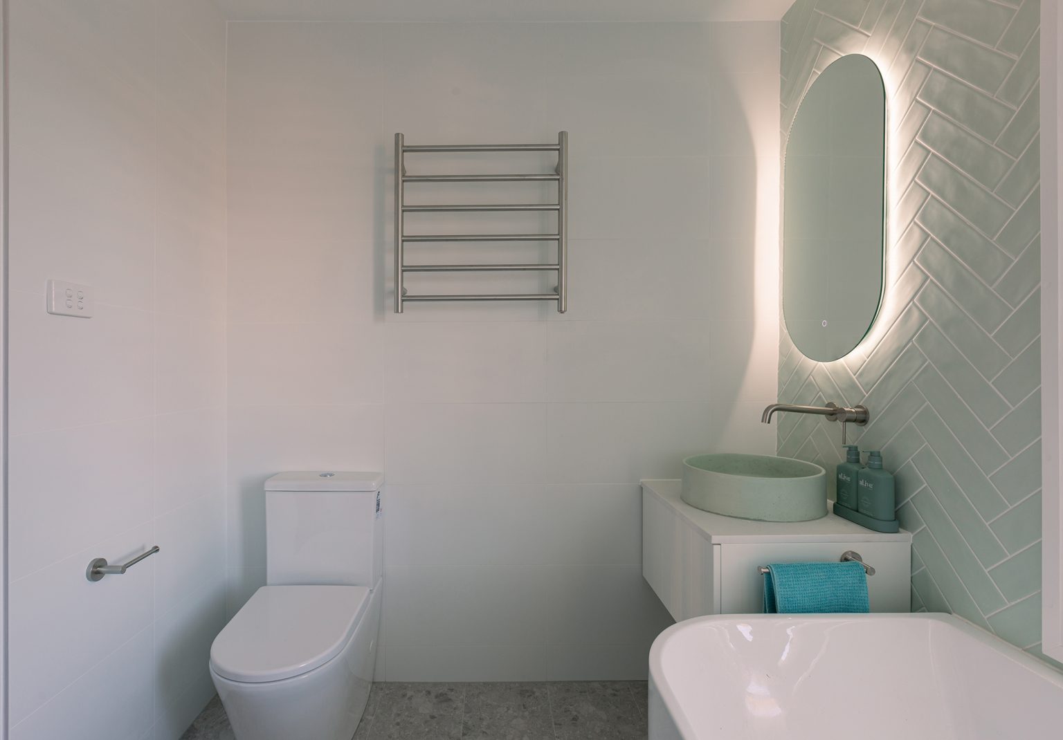 Should bathroom cabinets be lighter or darker than walls?
