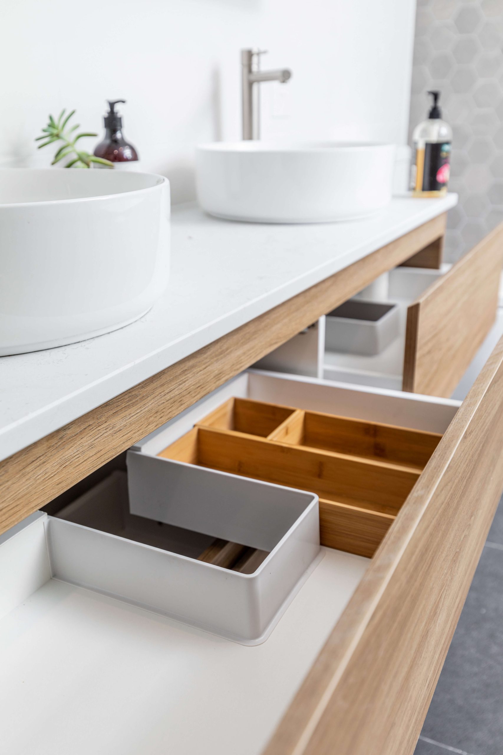 Custom bathroom renovations in Bondi Beach, focusing on bathrooms, kitchens, laundries, and home renovations in Sydney
