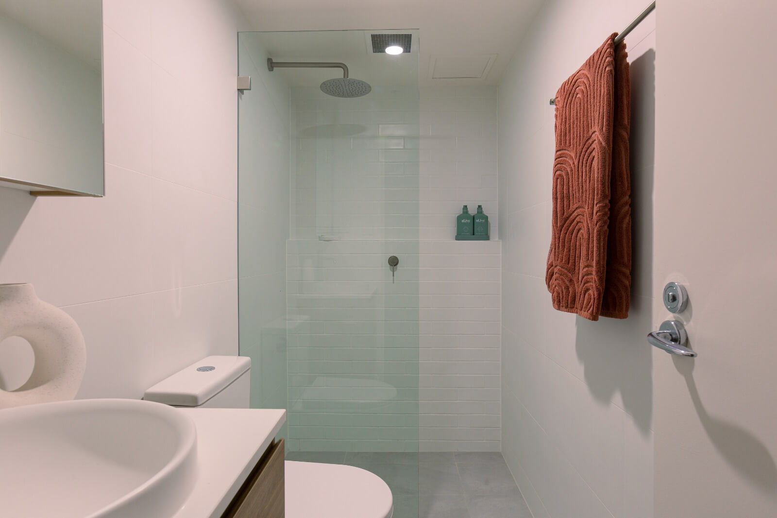 Complete home renovations in Marrickville, focusing on bathrooms, kitchens, laundries, and home renovations in Sydney