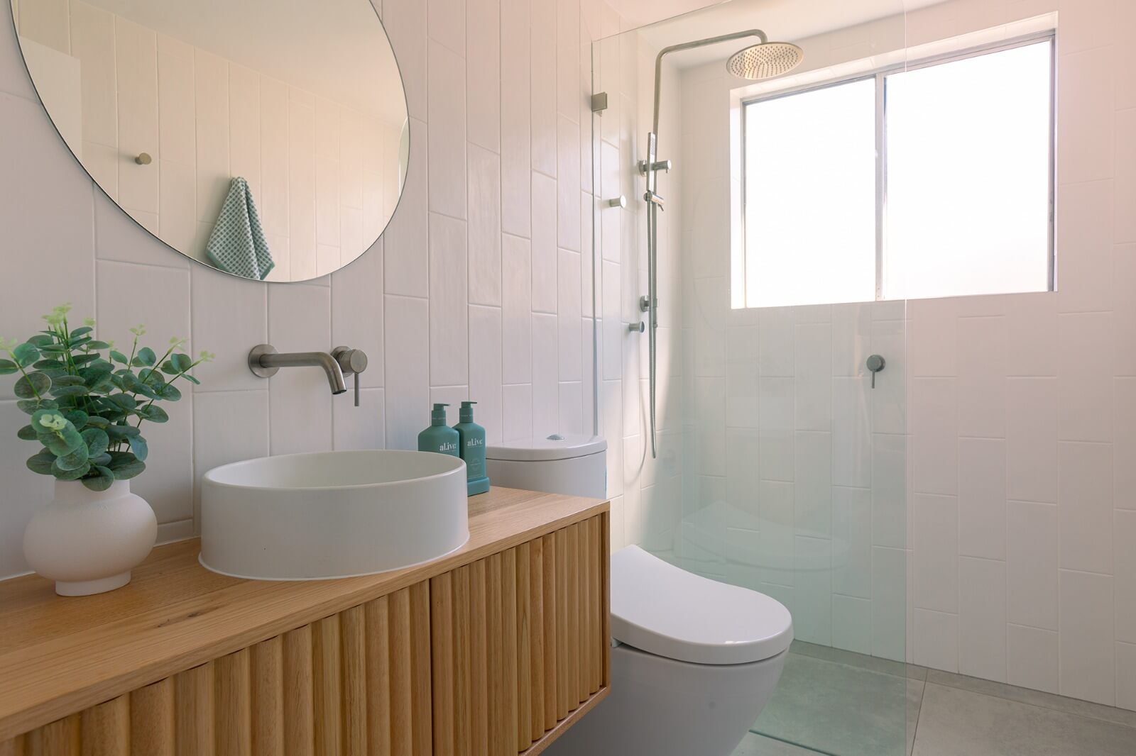 Expert kitchen renovators in North Shore, focusing on bathrooms, kitchens, laundries, and home renovations in Sydney