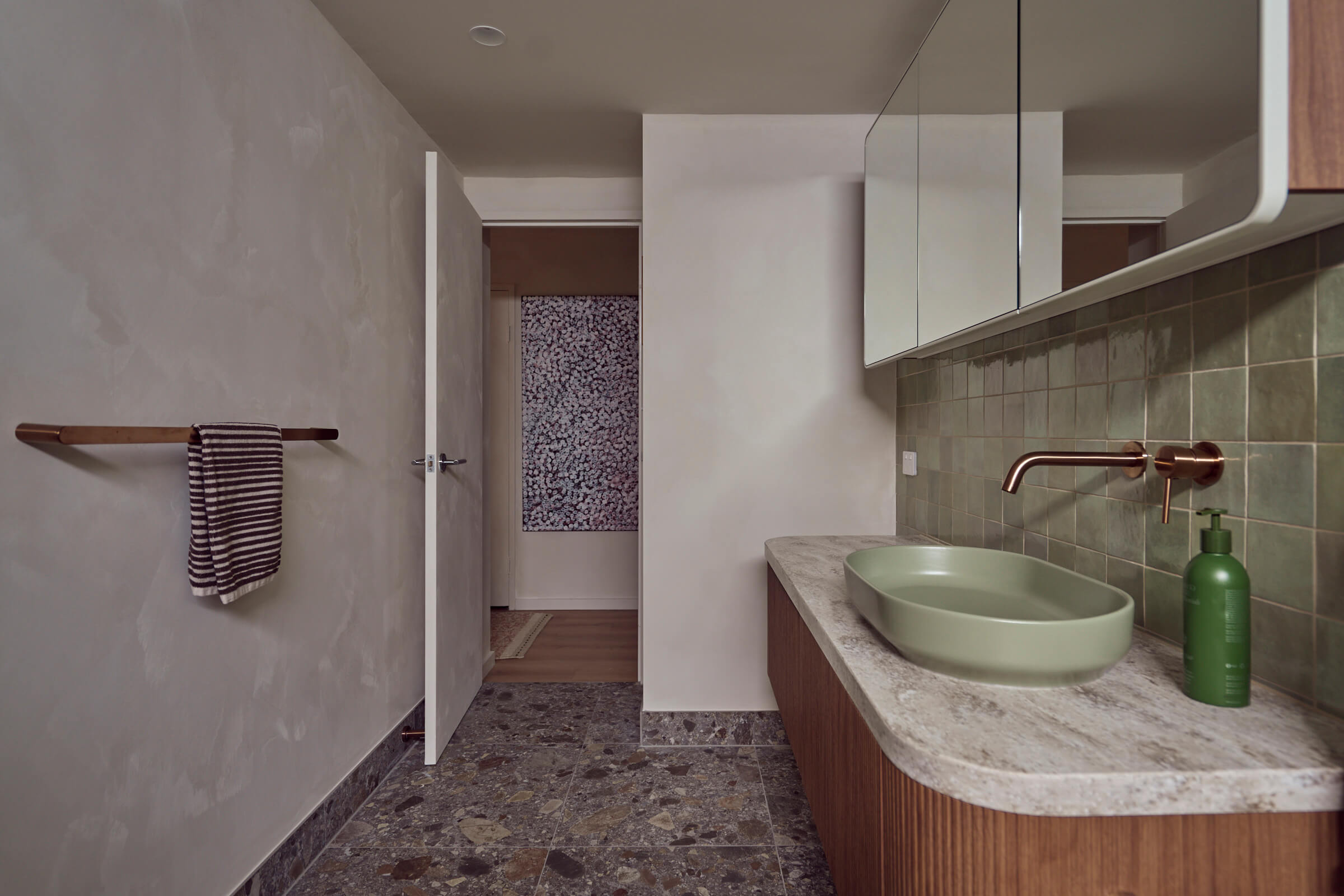 Custom bathroom renovations in Carss Park, focusing on bathrooms, kitchens, laundries, and home renovations in Sydney