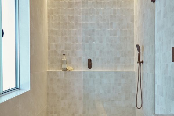 mood lighting in the cronulla bathroom renovation project